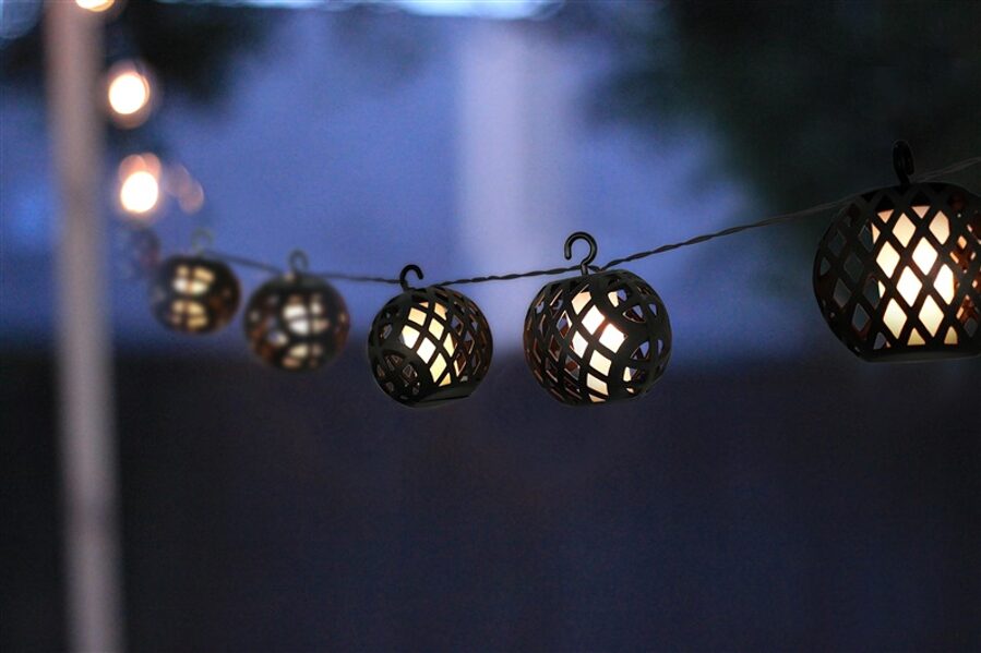 ŠVIESTUVAS DOMOLETTI SOLY SOL-077. IP44. JUODAS