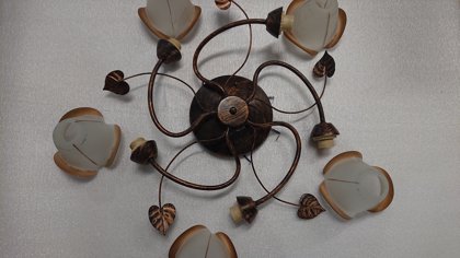 Šviestuvas tvirtinamas 5XE27, MAX 60W